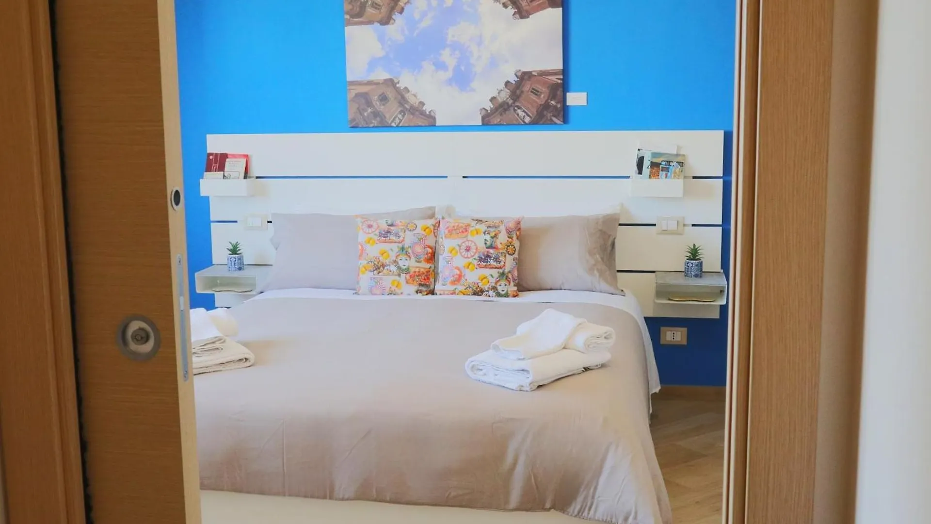 Artrinacria Apartments - Qubba Palermo 0*,  Italia